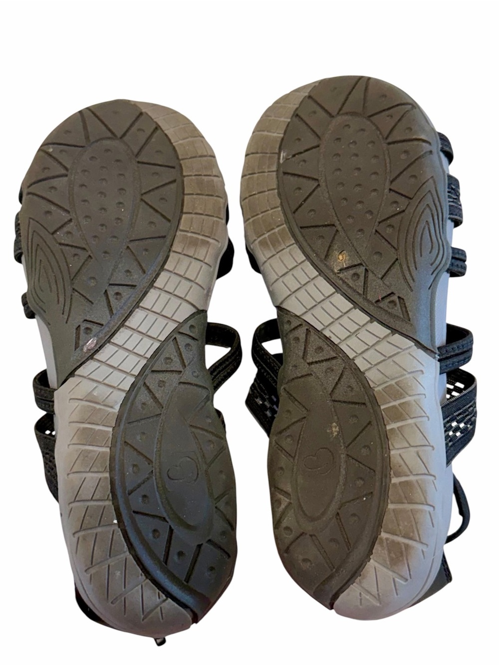 BareTraps Solaura Black Strappy Hiking Sandals with Pink Footbed - Size: 6.5 - Picture 4 of 8